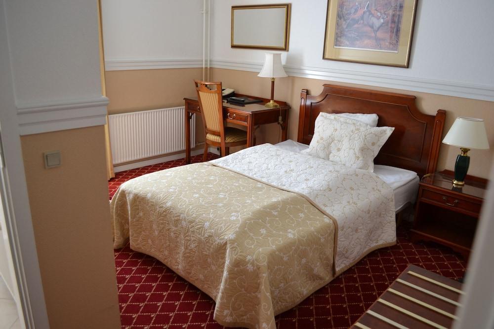 Milling Hotel Plaza Одензе Екстериор снимка