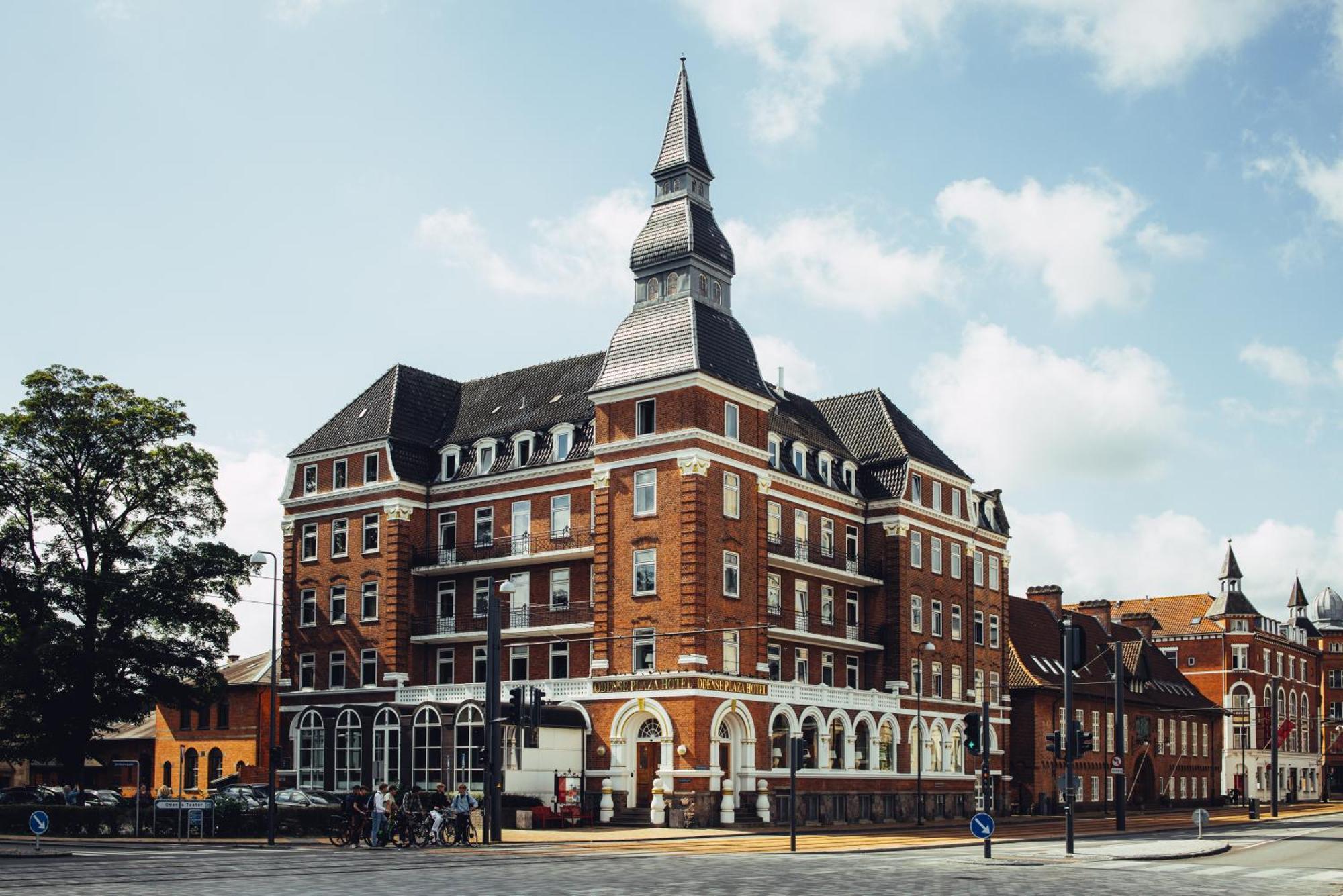 Milling Hotel Plaza Одензе Екстериор снимка